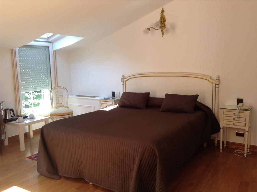 Hostellerie Les Frenes Avignon Eksteriør billede