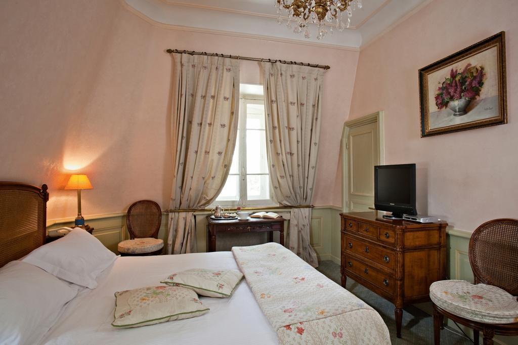 Hostellerie Les Frenes Avignon Værelse billede