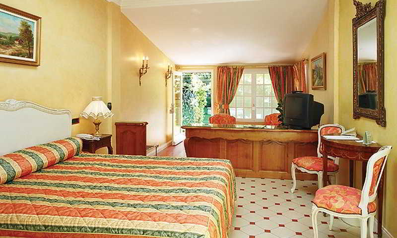 Hostellerie Les Frenes Avignon Værelse billede