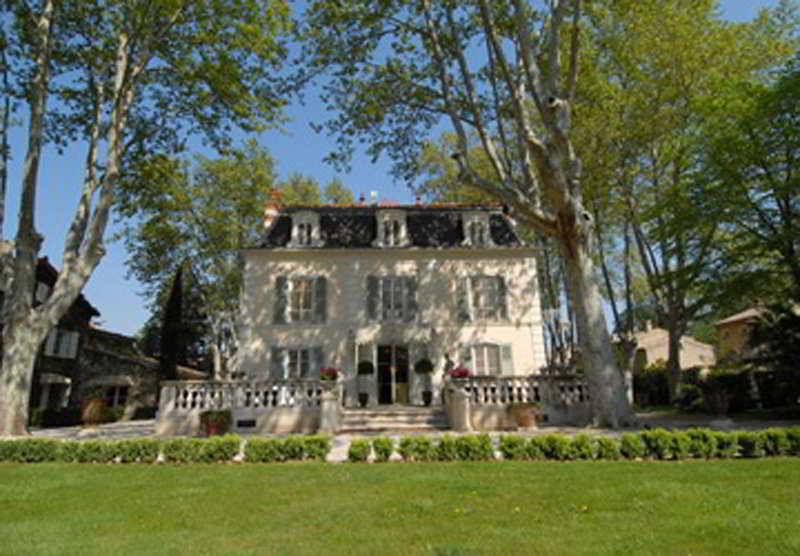 Hostellerie Les Frenes Avignon Eksteriør billede